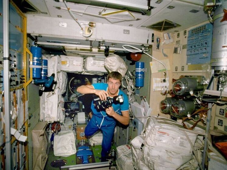 «Салюты», «Мир», МКС, РОС: этапы освоения ближнего космоса