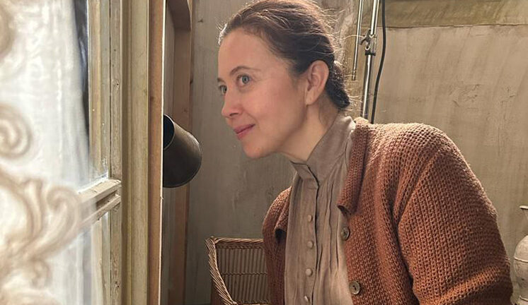 Актриса Наталья Самсонова сыграла Крупскую в сериале Кончаловского без грима