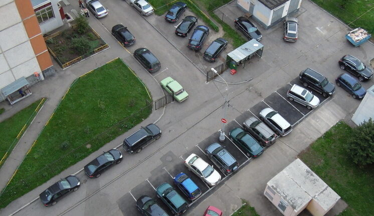 Россияне хотят иметь рядом с домом уличные выставки с репродукциями картин