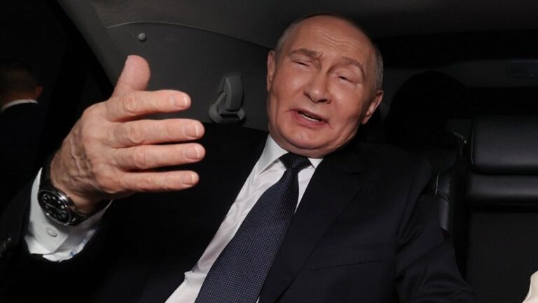 «Некультурно»: в Кремле обиделись на поздравление Зеленского к Рождеству»>