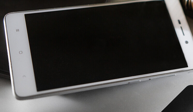 Ученые назвали изменяющий психическое здоровье срок без соцсетей