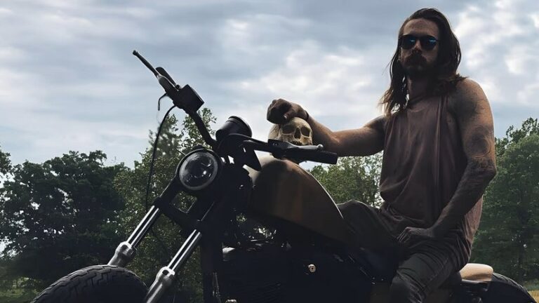 Собиратель костей и расхититель гробниц: в США арестовали маньяка, одержимого черепами»>