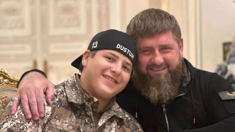 Сын Кадырова Адам попал в ДТП в Грозном: СМИ пишут, что он в тяжелом состоянии, детали»>