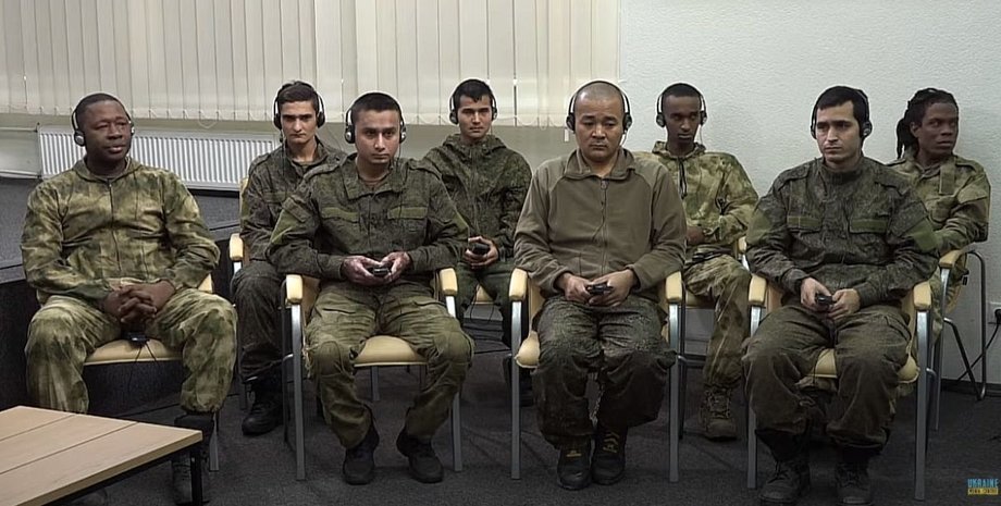 «Подавали сигналы бедствия»: ЮАР вернула граждан, которых РФ обманом бросила воевать с Украиной»>