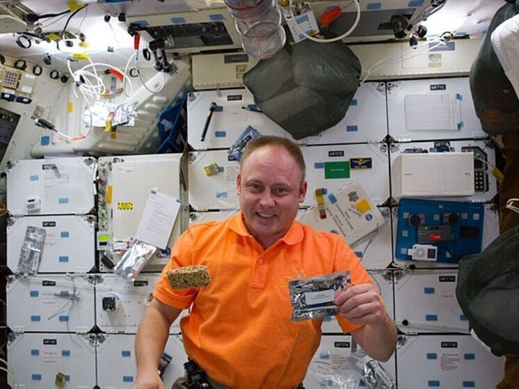 Ставший виновником беспрецедентной эвакуации из космоса больной астронавт сознался