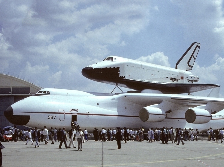 Полвека назад стартовала программа создания советского шаттла "Буран"