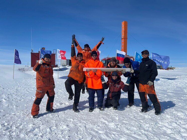 Российско-китайская научная группа добурилась в Антарктиде до докембрия: новые удивительные открытия